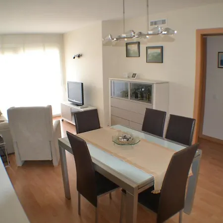 Apartamento Tranquilo Cerca De La Playa Hutb017824 * Castelldefels