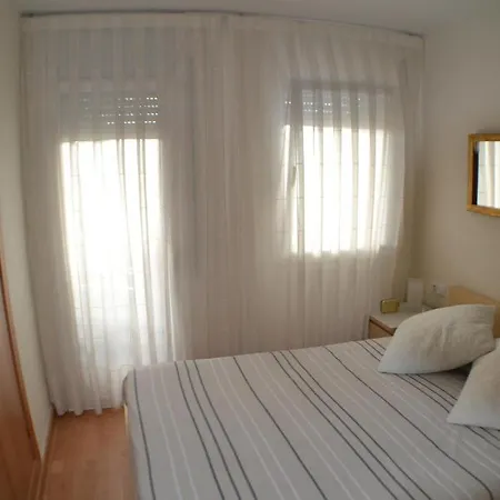 Apartamento Tranquilo Cerca De La Playa Hutb017824 * Castelldefels