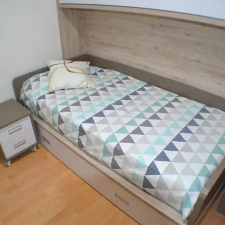 Apartamento Tranquilo Cerca De La Playa Hutb017824 Apartman *