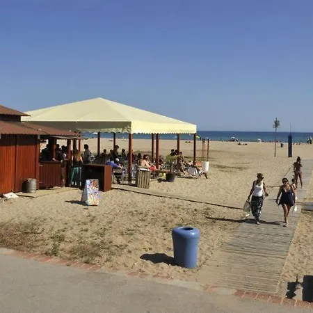 Apartamento Tranquilo Cerca De La Playa Hutb017824